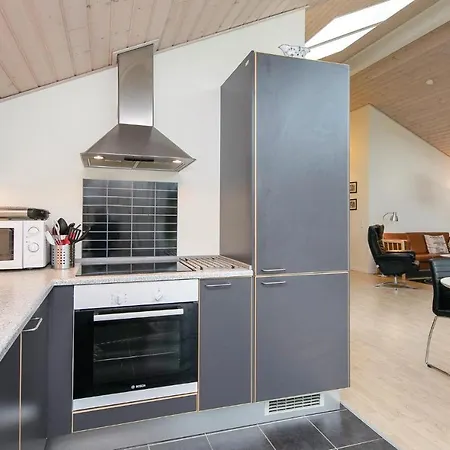 Three-bedroom Holiday In Brovst